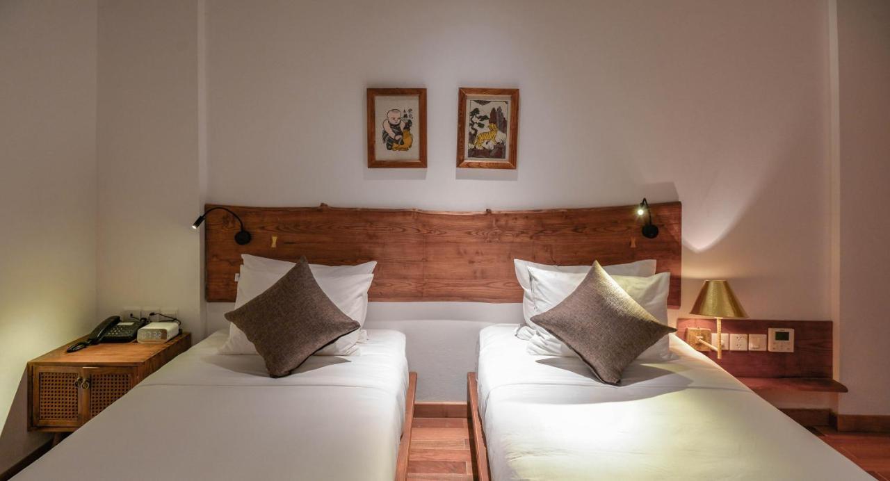 22land & Khách sạn 4*